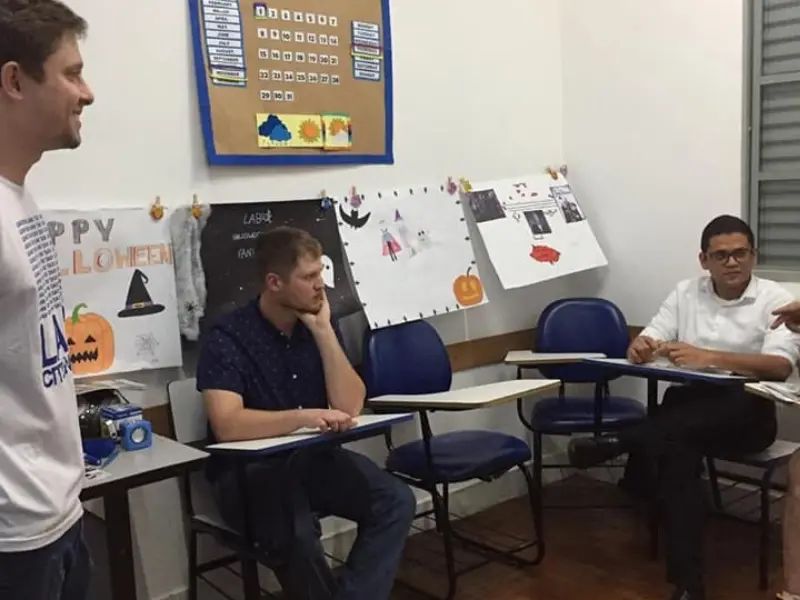 Lab Idiomas V